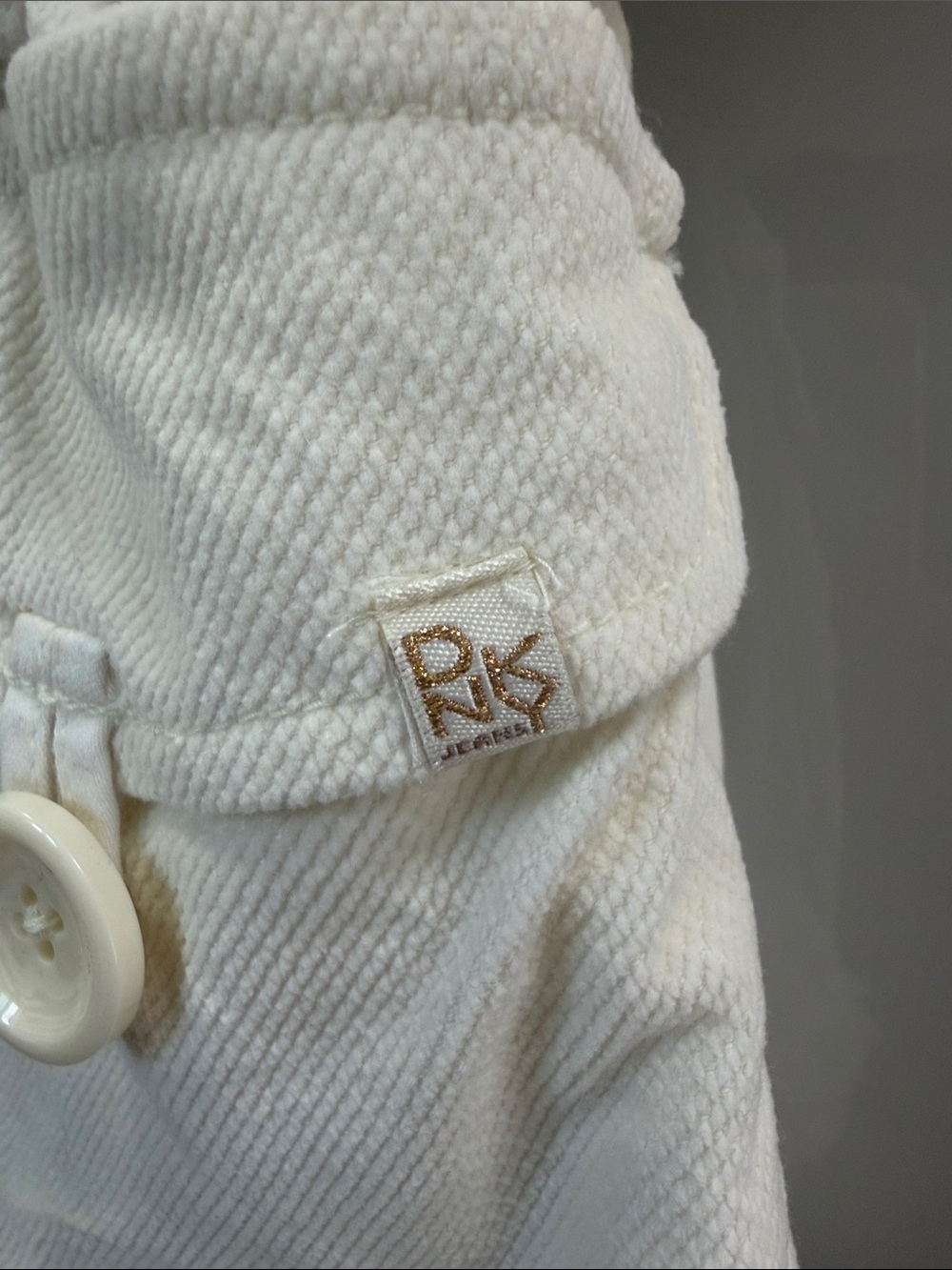 DKNY Jeans Cream Quilted sleeveless Jacket - Cream - Picture 13 of 15